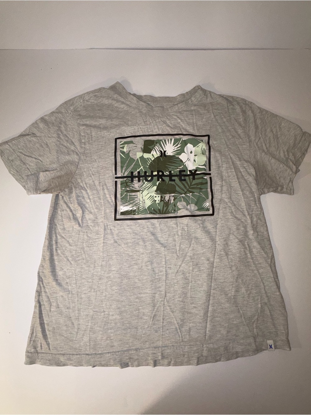 Hurley Boys XL Graphic T-Shirt Gray Tropical Floral Logo Short Sleeve